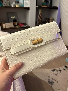 Woven faux Leather cream Clutch with bamboo Accent boutique NWT